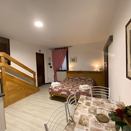 Antica Corte Milanese Новате Миланезе Екстериор снимка